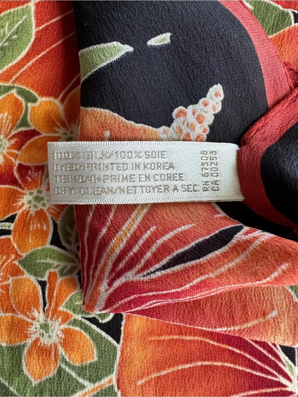 Jones New York Tropical Hibiscus Silk Oblong Scarf Black Red Floral Wrap Resort
